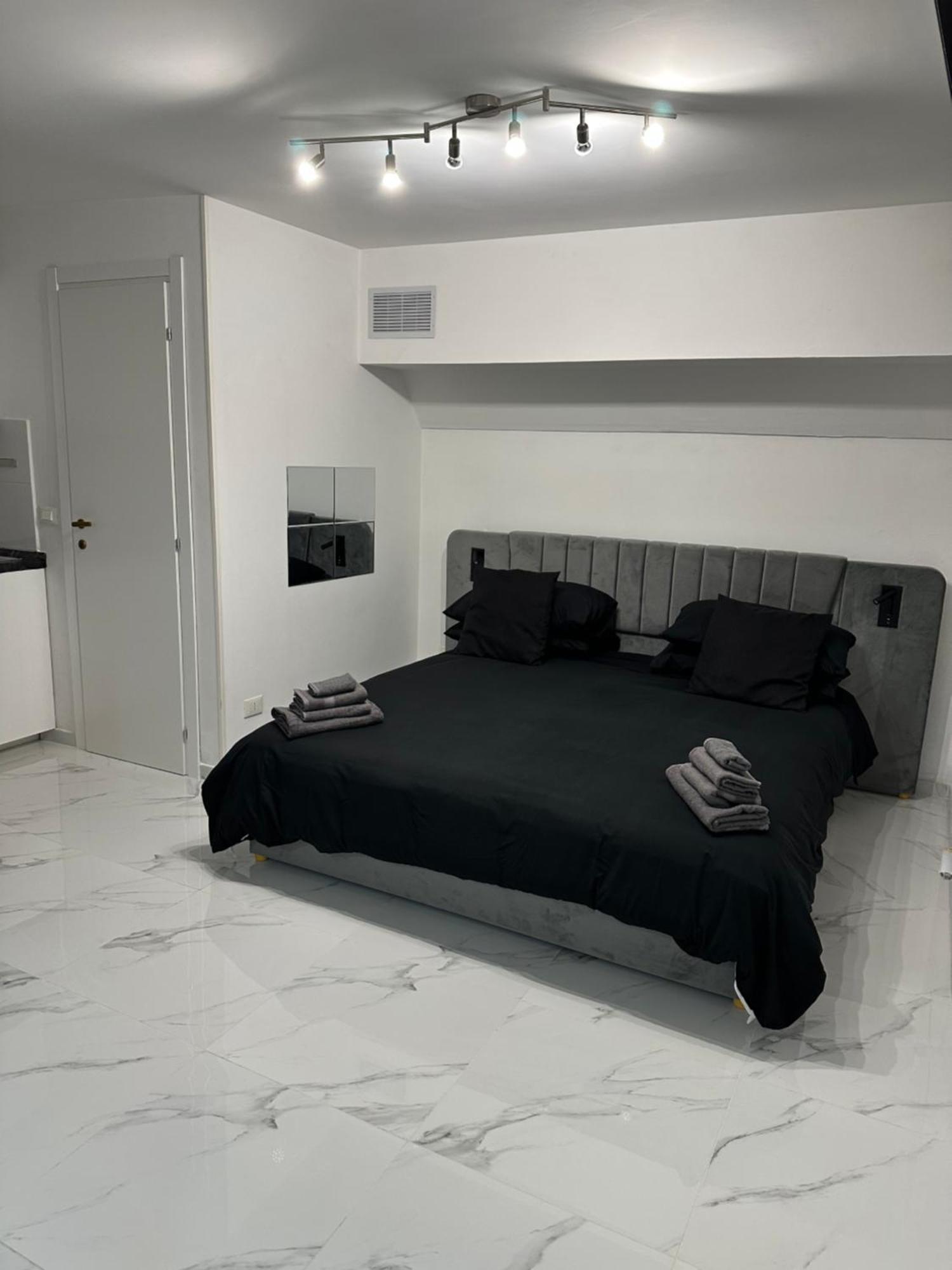 Imperial Suite Colosseum Рим Екстер'єр фото
